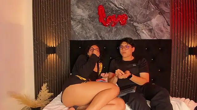 vanilla hot online show from February 16, 10:21 pm