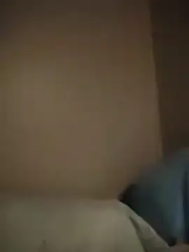 Snapshot of bwcbeat83 chatting on February 28, 5:48 am bwcbeat83 online show from February 28, 5:48 am