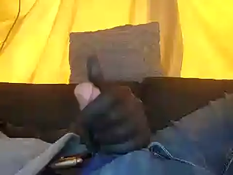 Snapshot of bwcbeat83 chatting on March 14, 11:11 pm bwcbeat83 online show from March 14, 11:11 pm