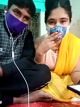 Snapshot of Sexy-Couple20 chatting on January 18, 2:33 pm Sexy-Couple20 online show from January 18, 2:33 pm