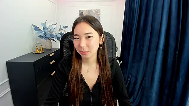 AnnaReyla online show from September 21, 4:58 am