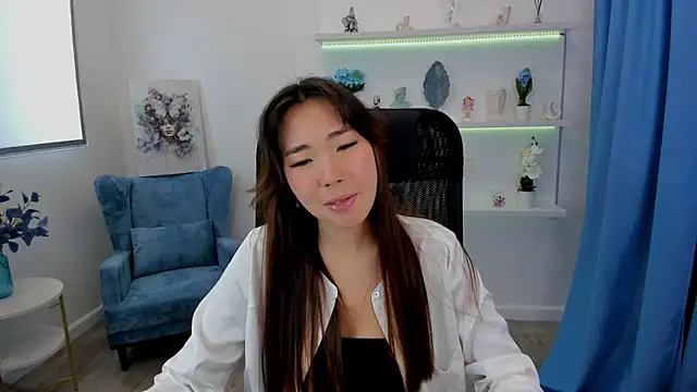 AnnaReyla online show from September 28, 7:19 pm