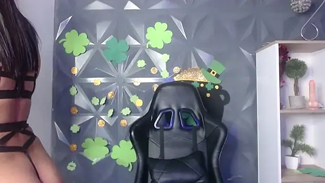 miss honey01 online show from March 20, 2:40 am