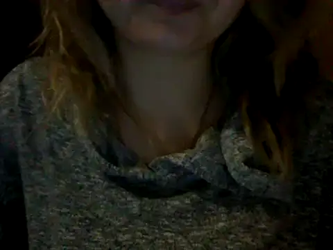 Snapshot of Allie_Janet chatting on January 21, 4:21 am Allie Janet online show from January 21, 4:21 am