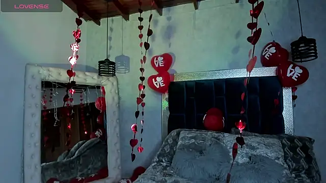 Sophiaa Gomez online show from February 15, 8:11 pm