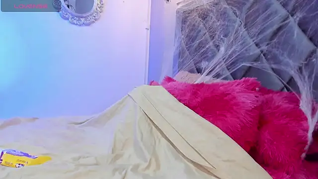 Sophiaa Gomez online show from October 9, 11:52 am