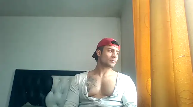 davidcr89 online show from February 23, 8:22 pm