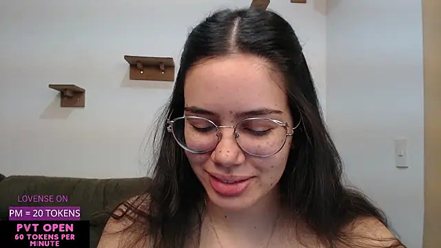 crystalll room online show from September 14, 5:28 am