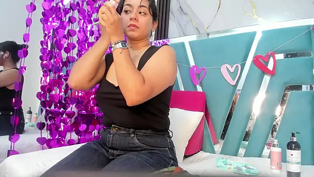 miilaklum online show from February 19, 6:43 pm