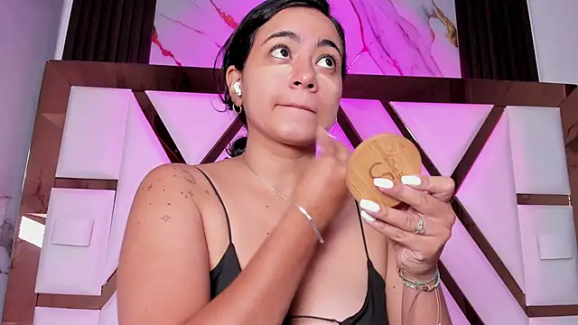 miilaklum online show from November 28, 6:43 pm