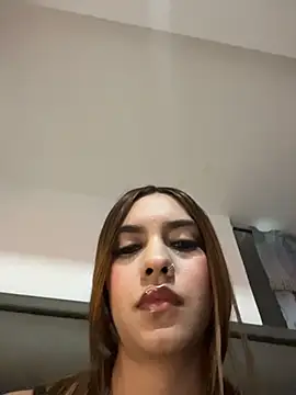 Alahiaa  online show from October 25, 2:19 am