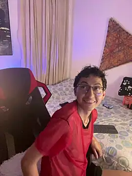 Snapshot of darkdesire_01 chatting on February 9, 1:55 am darkdesire 01 online show from February 9, 1:55 am