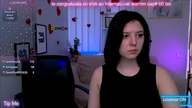 flora ri online show from March 10, 1:32 pm