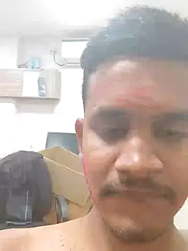 Snapshot of xx54362 chatting on March 14, 6:32 am xx54362 online show from March 14, 6:32 am