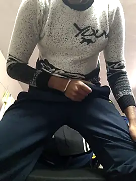 Snapshot of xx54362 chatting on December 18, 10:32 am xx54362 online show from December 18, 10:32 am