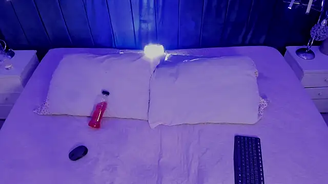 JeanneSabatier online show from February 27, 7:47 pm