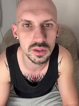 AssHunter4k online show from February 20, 4:14 pm