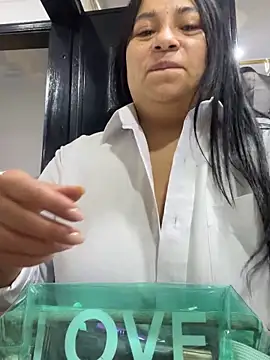 Miia Jazmin online show from February 27, 11:10 am