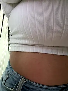 Miia Jazmin online show from October 18, 2:07 pm