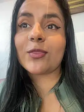 Snapshot of VanneCute1 chatting on February 10, 10:09 pm VanneCute1 online show from February 10, 10:09 pm