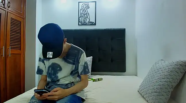 wolfandsky online show from March 15, 11:29 am