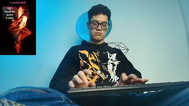 wolfandsky online show from September 24, 11:46 am