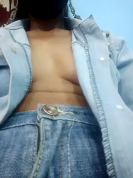 Snapshot of Leoni_G chatting on January 31, 12:18 pm Leoni G online show from January 31, 12:18 pm