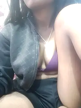 Snapshot of Leoni_G chatting on February 2, 11:51 am Leoni G online show from February 2, 11:51 am