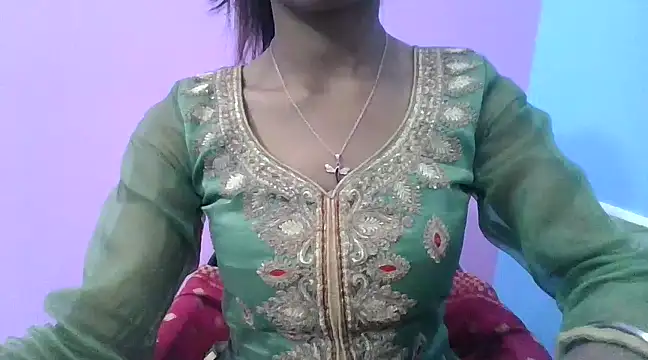 Snapshot of Leoni_G chatting on February 16, 9:26 am Leoni G online show from February 16, 9:26 am