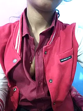 Snapshot of Leoni_G chatting on February 22, 6:17 am Leoni G online show from February 22, 6:17 am