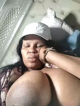 Snapshot of bubblendz1988 chatting on September 24, 3:48 pm bubblendz1988 online show from September 24, 3:48 pm