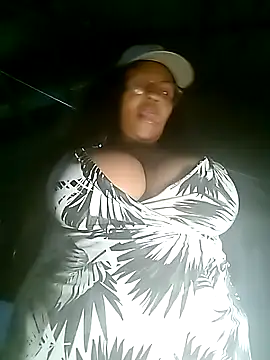 Snapshot of bubblendz1988 chatting on October 18, 5:14 pm bubblendz1988 online show from October 18, 5:14 pm