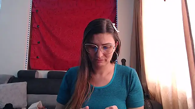 sachaclinford online show from September 16, 6:09 pm