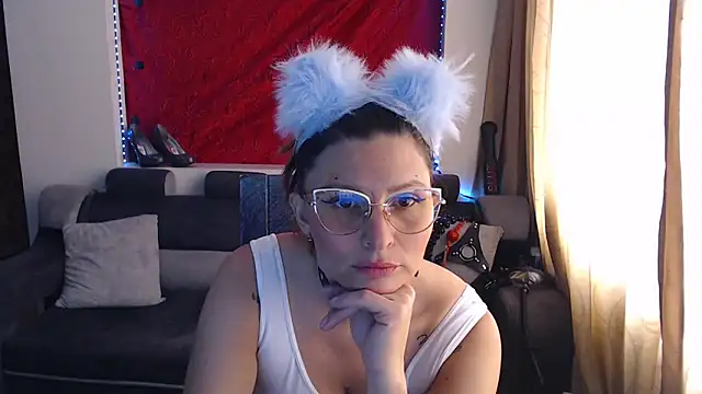 sachaclinford online show from September 30, 5:29 pm