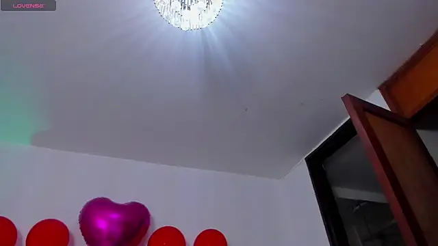 Dayana  Ospina online show from February 13, 7:31 pm