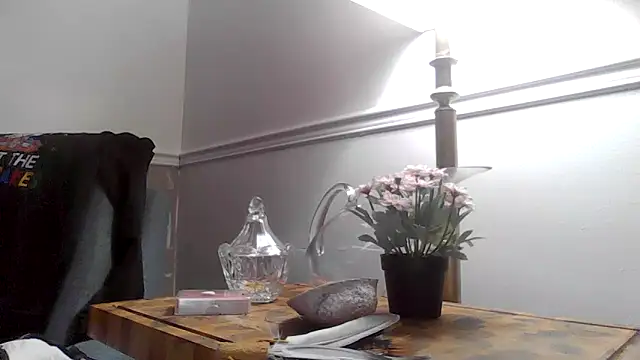 yourcourage1 online show from October 26, 1:22 am