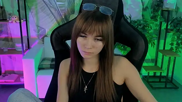 Snapshot of DakotaaJohnnson chatting on January 26, 8:14 am DakotaaJohnnson online show from January 26, 8:14 am