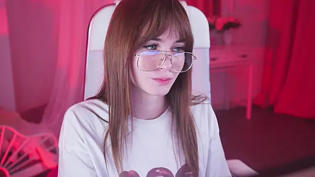 Snapshot of DakotaaJohnnson chatting on January 30, 5:39 pm DakotaaJohnnson online show from January 30, 5:39 pm