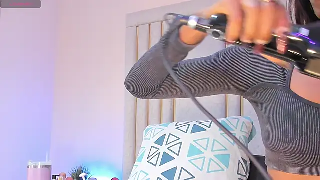 Liincostelloo online show from October 24, 7:43 pm