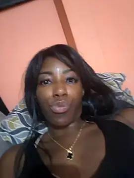 Snapshot of melangelo17 chatting on March 15, 8:32 pm melangelo17 online show from March 15, 8:32 pm