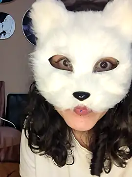 GinnyDelice online show from January 27, 1:26 am