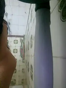 majdolin78 online show from March 5, 7:38 pm