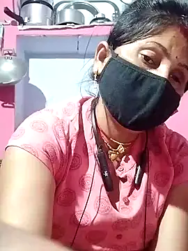 Snapshot of Bhavya_Bhan chatting on February 19, 6:43 pm Bhavya Bhan online show from February 19, 6:43 pm