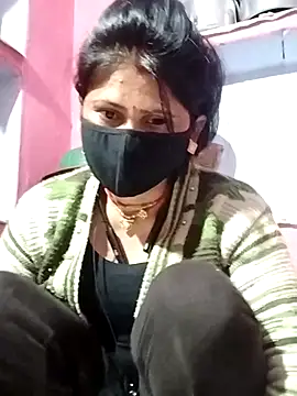 Snapshot of Bhavya_Bhan chatting on February 23, 11:58 pm Bhavya Bhan online show from February 23, 11:58 pm