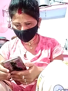 Snapshot of Bhavya_Bhan chatting on March 3, 2:36 am Bhavya Bhan online show from March 3, 2:36 am