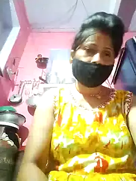 Snapshot of Bhavya_Bhan chatting on October 2, 11:34 pm Bhavya Bhan online show from October 2, 11:34 pm