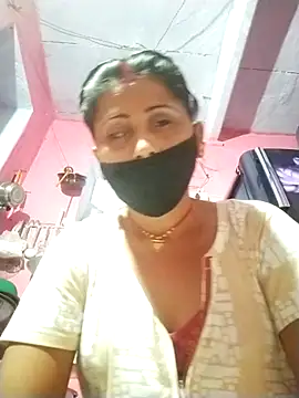 Snapshot of Bhavya_Bhan chatting on October 28, 1:20 am Bhavya Bhan online show from October 28, 1:20 am