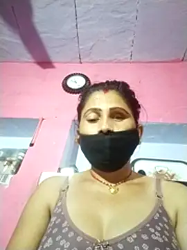 Snapshot of Bhavya_Bhan chatting on November 6, 5:14 pm Bhavya Bhan online show from November 6, 5:14 pm