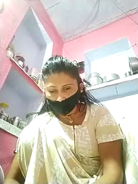 Snapshot of Bhavya_Bhan chatting on November 9, 1:48 am Bhavya Bhan online show from November 9, 1:48 am