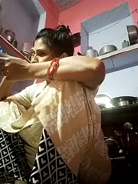 Snapshot of Bhavya_Bhan chatting on November 11, 1:27 am Bhavya Bhan online show from November 11, 1:27 am